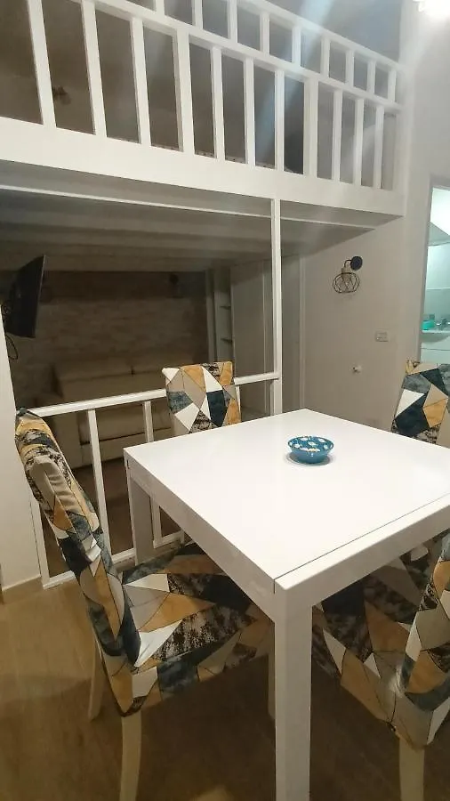 Perla De Mar A 20M Dalla Spiaggia Letojanni 0*,